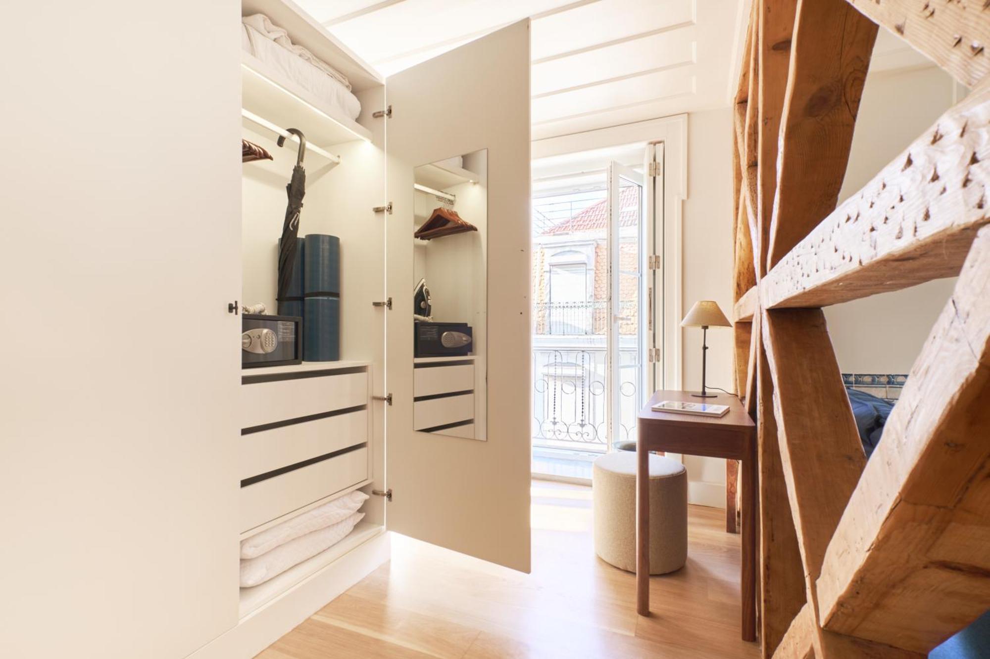 Ferienwohnung Ando Living - Santa Justa 79 House Lissabon Exterior foto