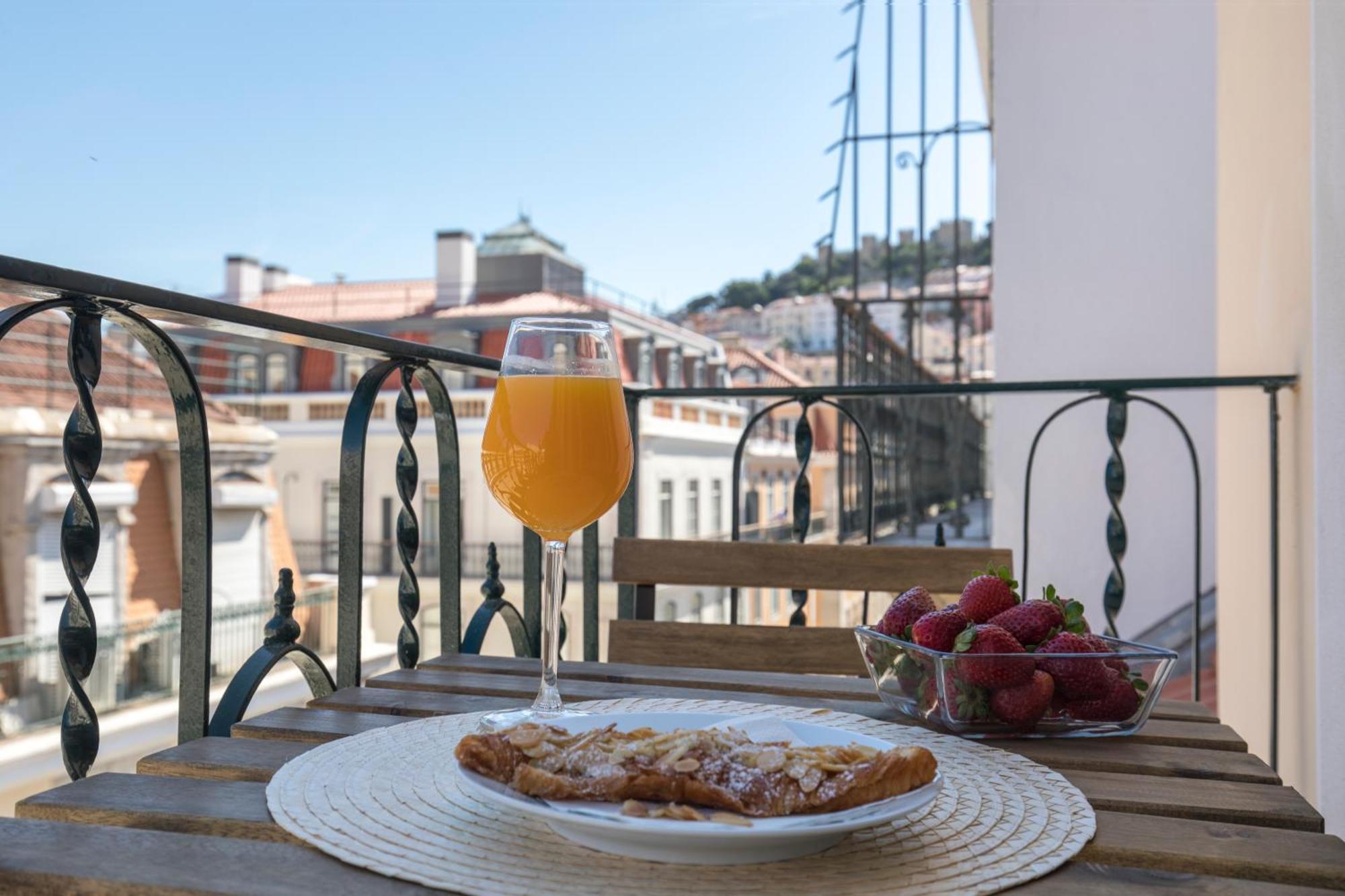 Ferienwohnung Ando Living - Santa Justa 79 House Lissabon Exterior foto